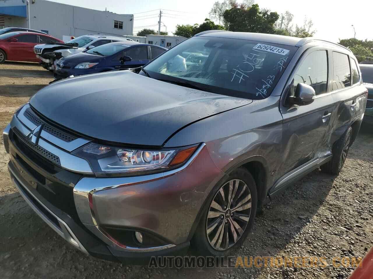 JA4AD3A39LJ000641 MITSUBISHI OUTLANDER 2020