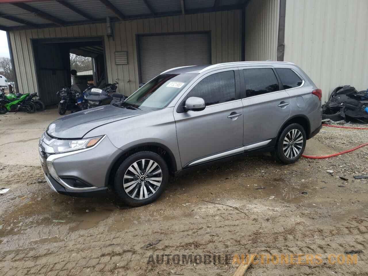 JA4AD3A39LZ020745 MITSUBISHI OUTLANDER 2020