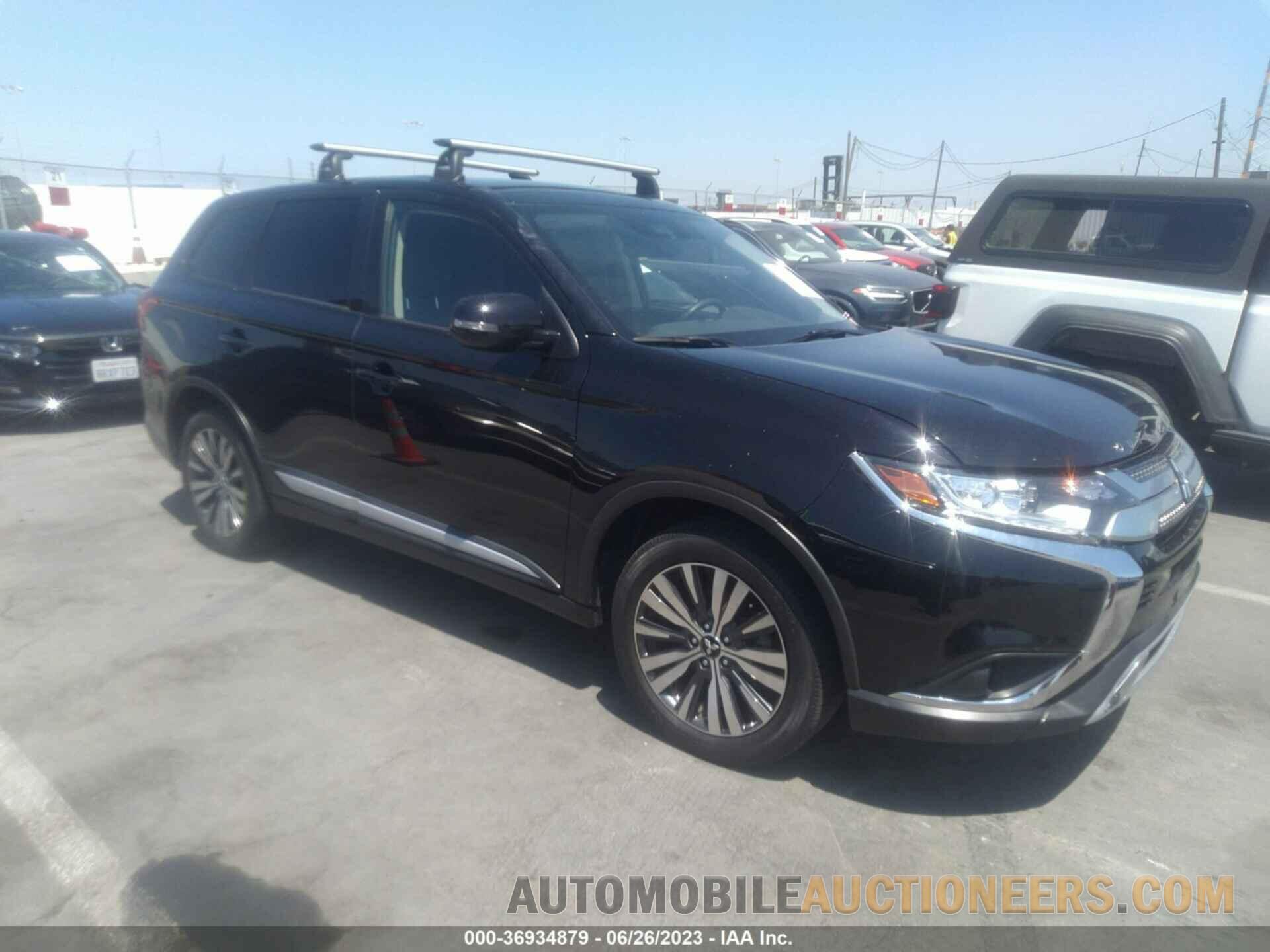 JA4AD3A39LZ047959 MITSUBISHI OUTLANDER 2020