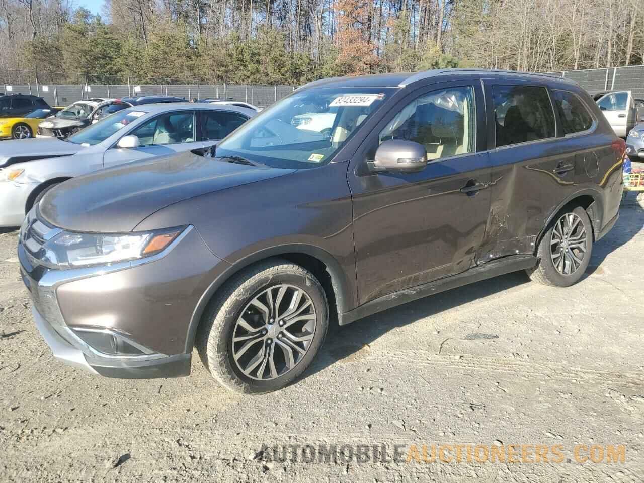 JA4AD3A3XHZ038792 MITSUBISHI OUTLANDER 2017