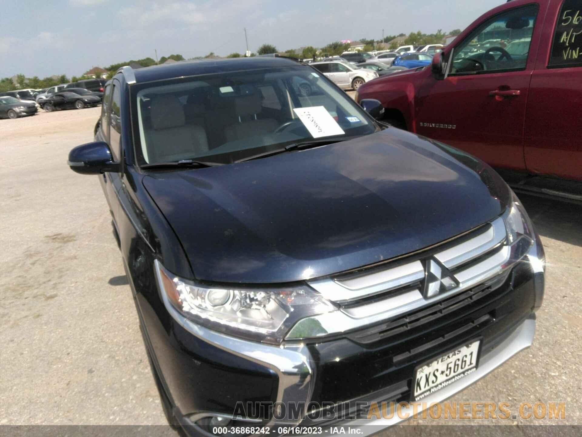 JA4AD3A3XJJ000659 MITSUBISHI OUTLANDER 2018