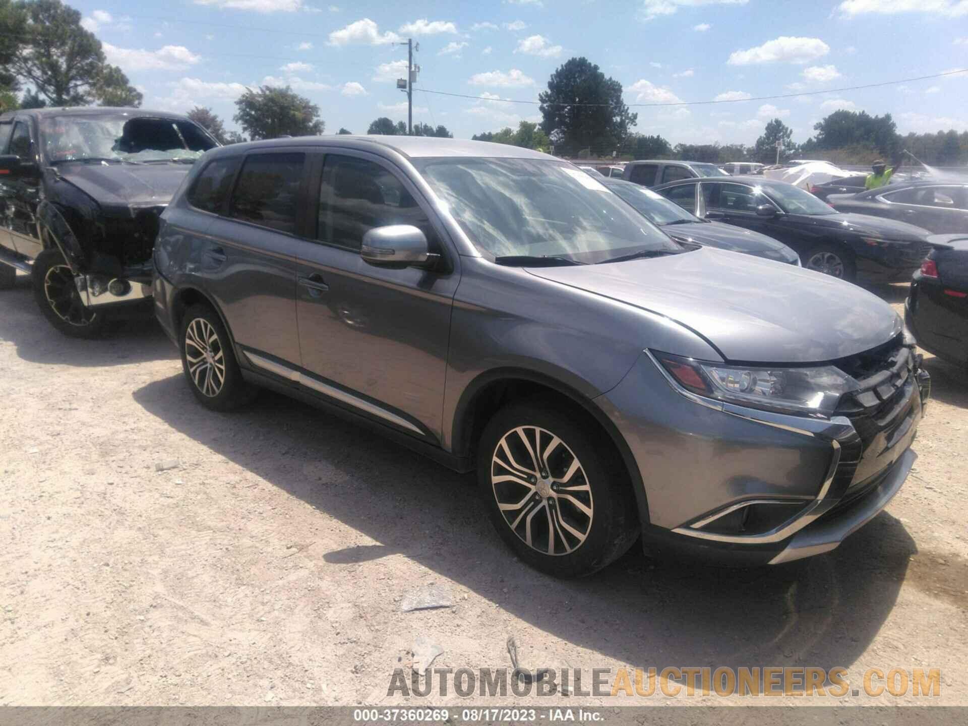 JA4AD3A3XJJ001424 MITSUBISHI OUTLANDER 2018