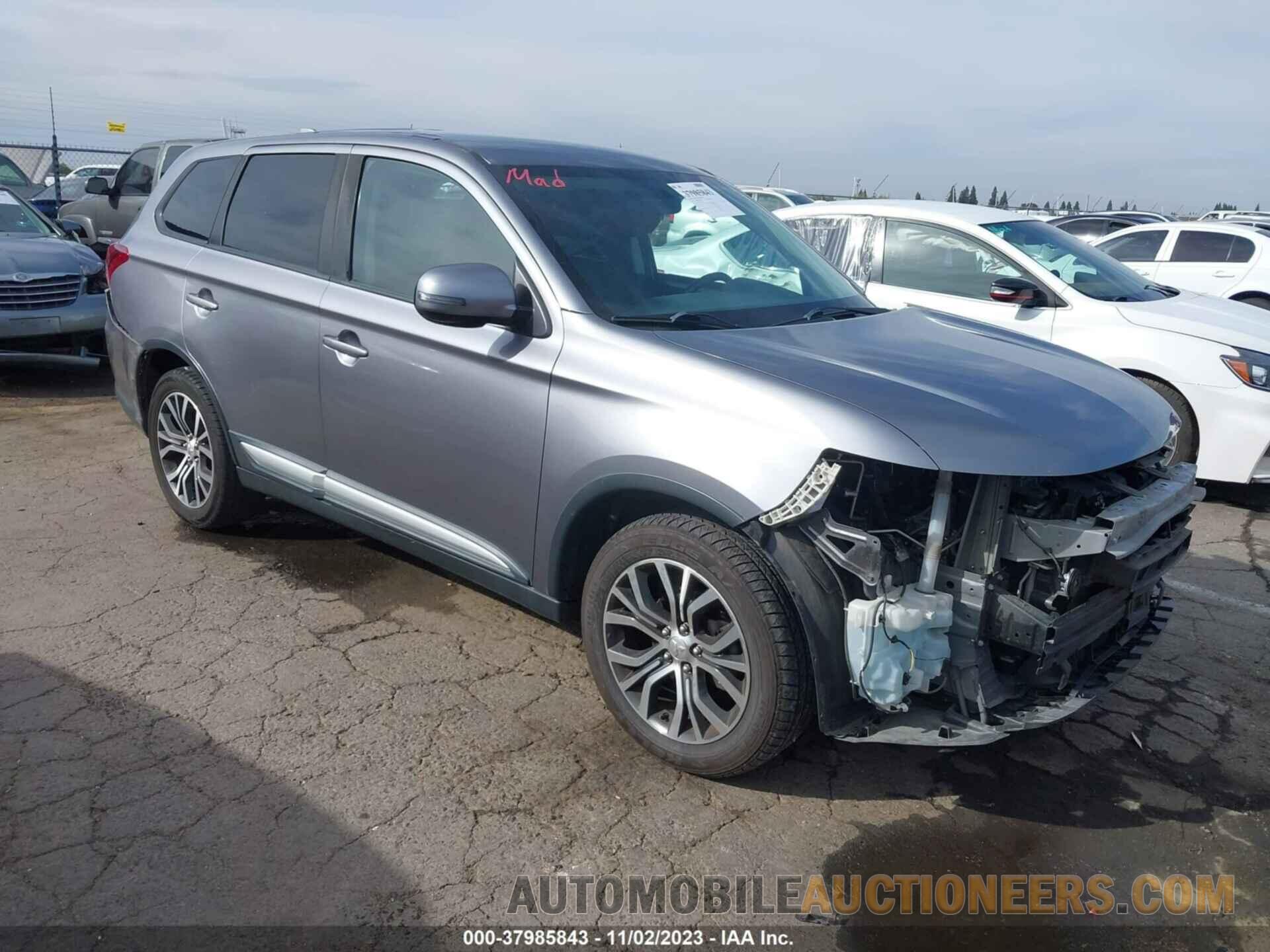 JA4AD3A3XJJ003836 MITSUBISHI OUTLANDER 2018