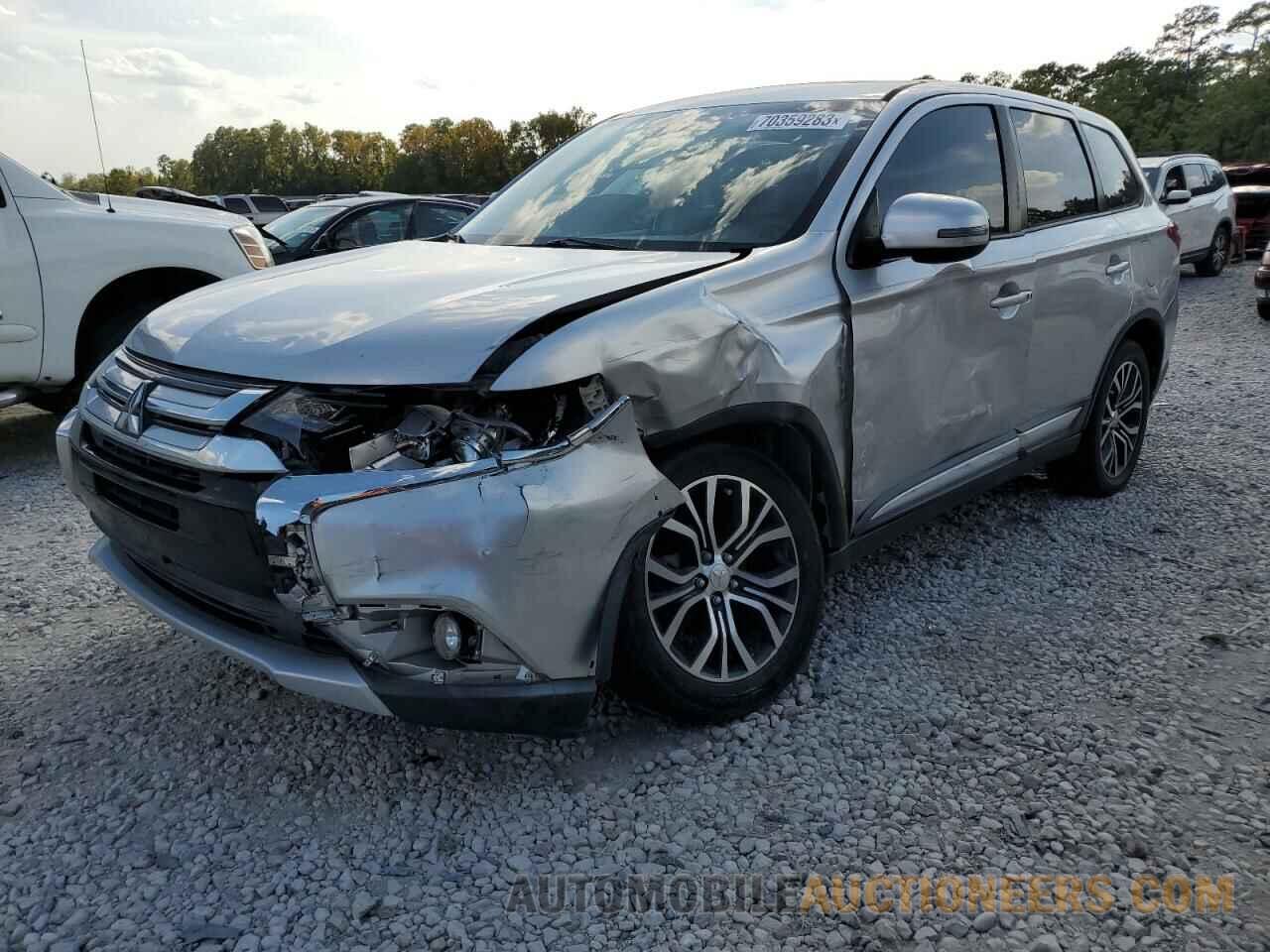 JA4AD3A3XJZ010321 MITSUBISHI OUTLANDER 2018