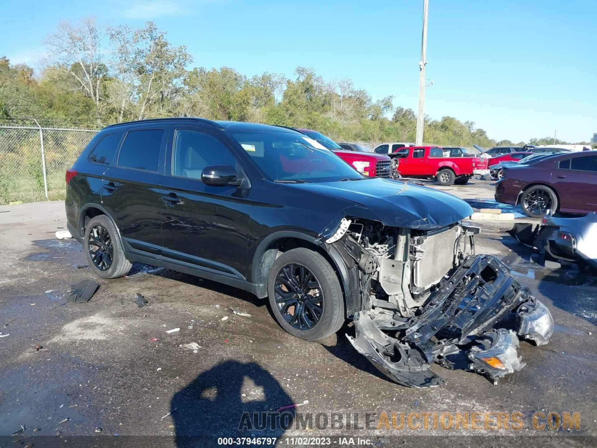 JA4AD3A3XJZ021805 MITSUBISHI OUTLANDER 2018