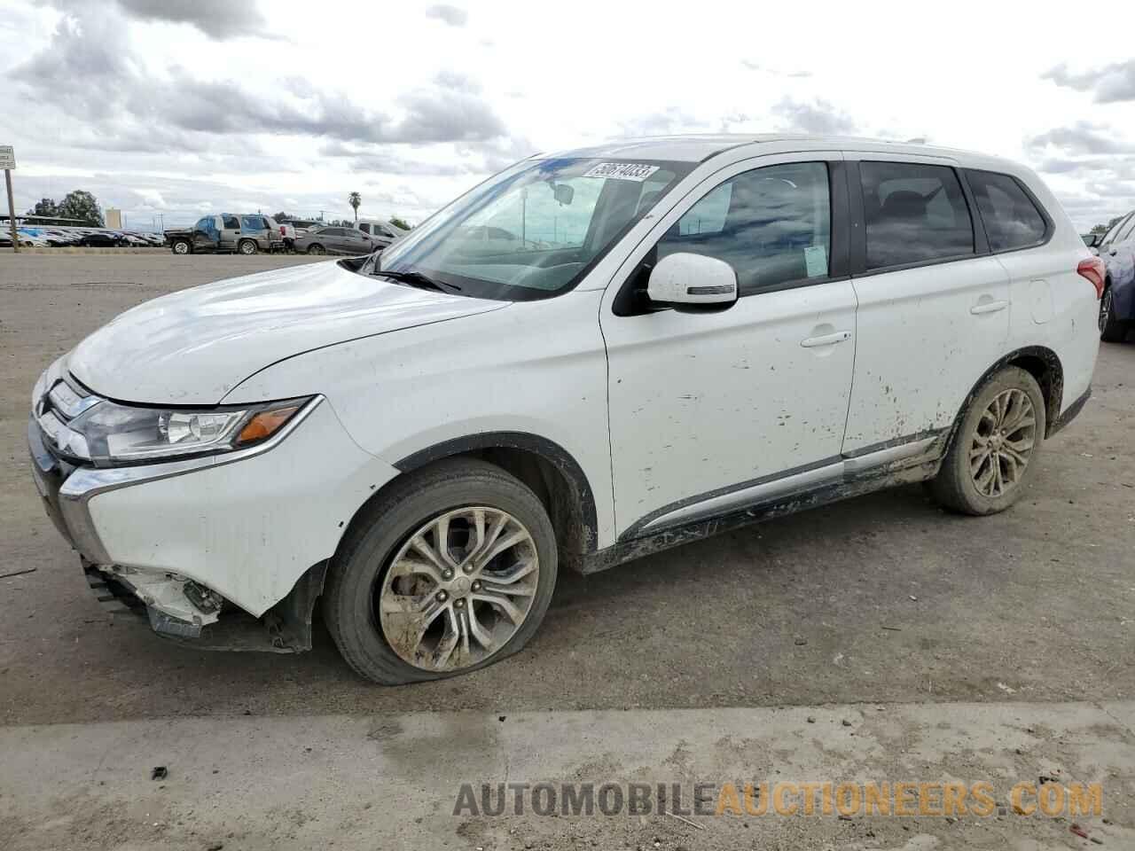 JA4AD3A3XJZ040466 MITSUBISHI OUTLANDER 2018