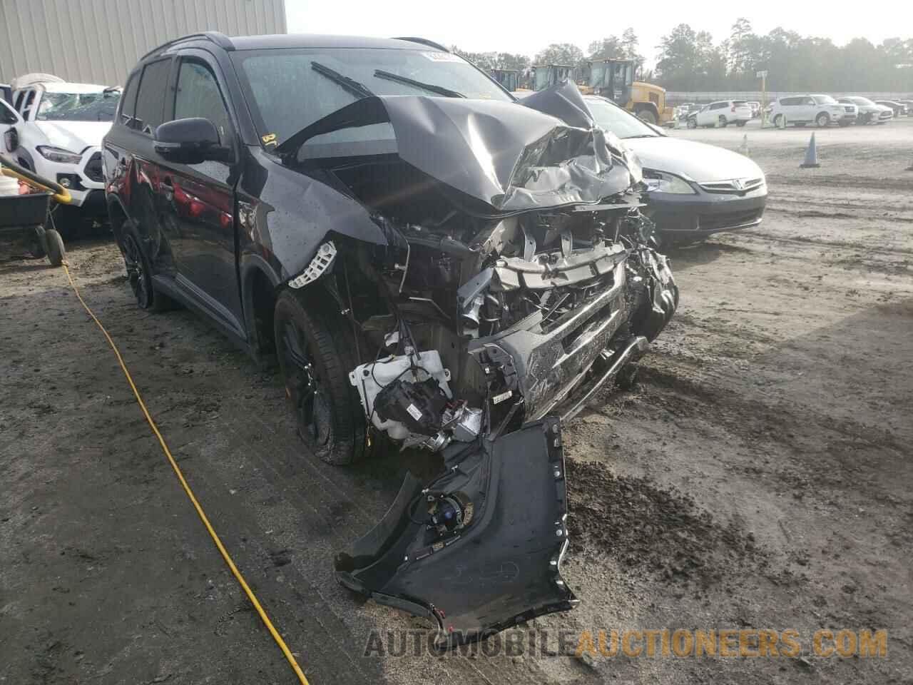 JA4AD3A3XJZ044632 MITSUBISHI OUTLANDER 2018