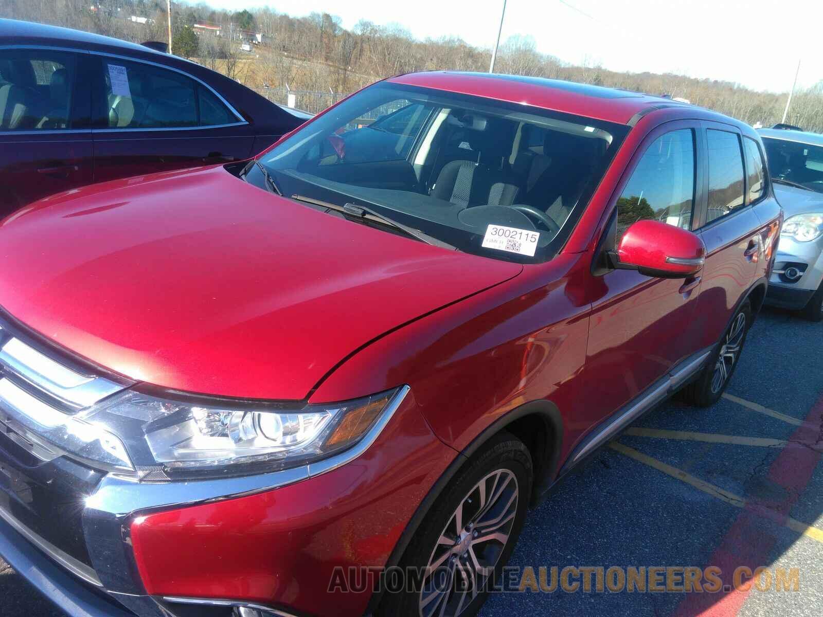 JA4AD3A3XJZ062970 Mitsubishi Outlander 2018