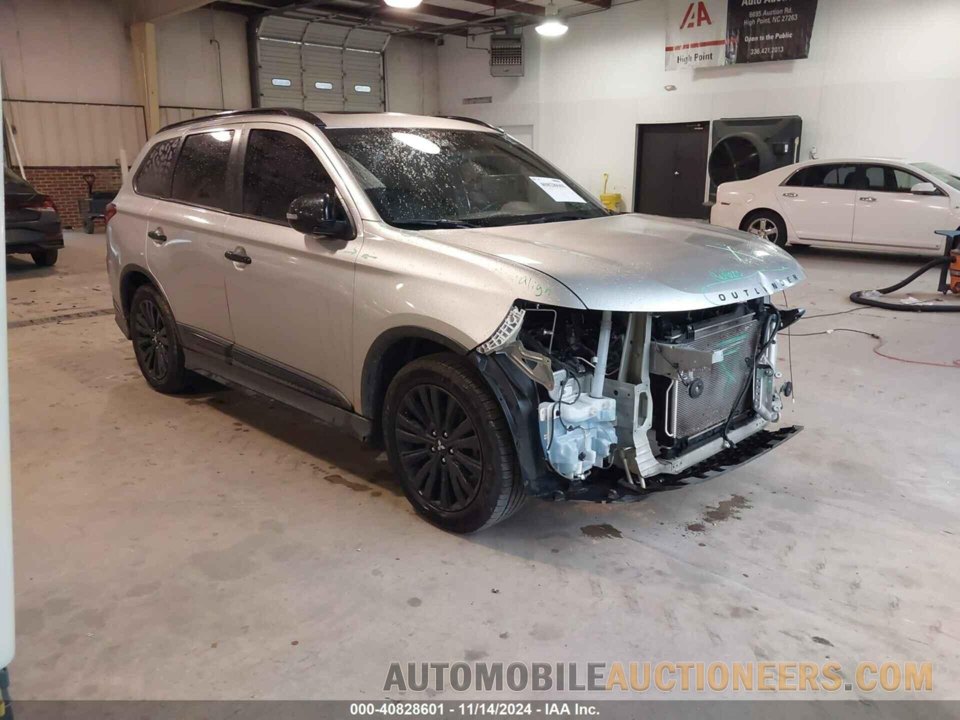 JA4AD3A3XLZ038719 MITSUBISHI OUTLANDER 2020