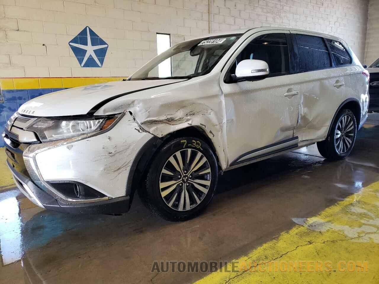 JA4AD3A3XLZ042091 MITSUBISHI OUTLANDER 2020