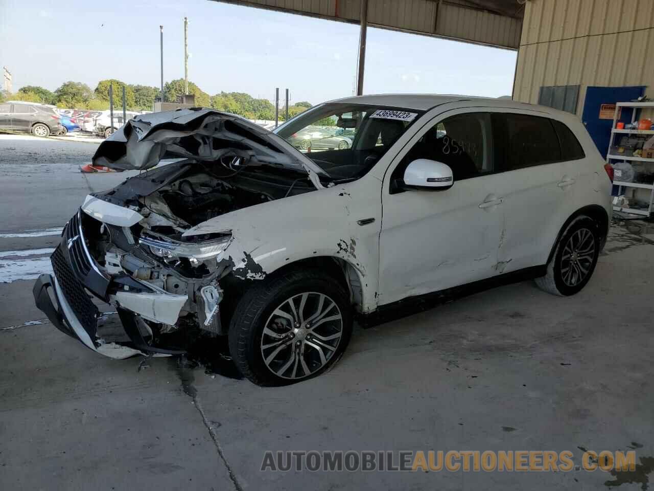 JA4AP3AU0JZ027032 MITSUBISHI OUTLANDER 2018