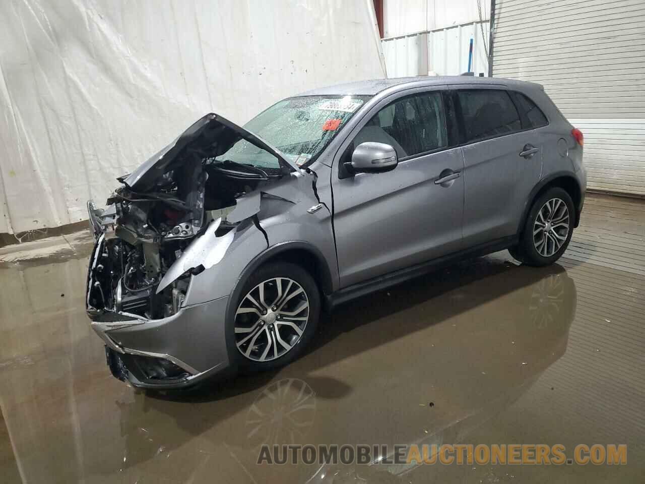 JA4AP3AU1JZ001152 MITSUBISHI OUTLANDER 2018