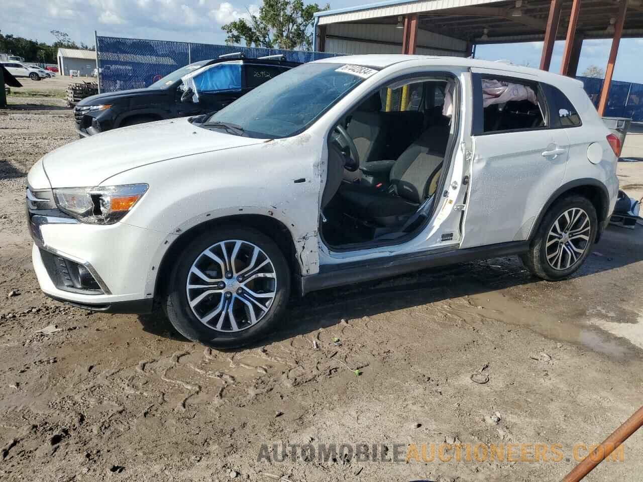 JA4AP3AU3JU023960 MITSUBISHI OUTLANDER 2018