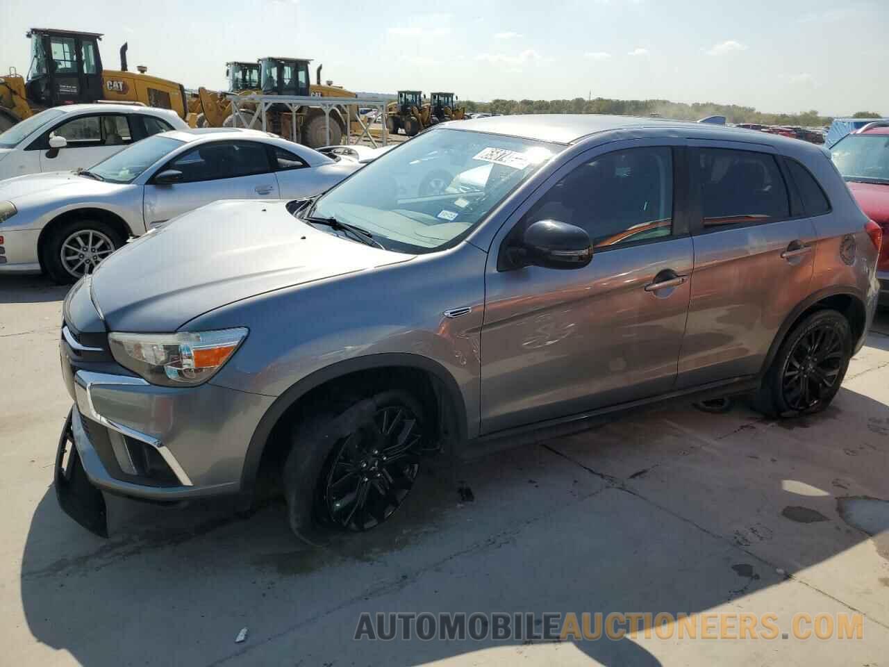 JA4AP3AU7JU008376 MITSUBISHI OUTLANDER 2018