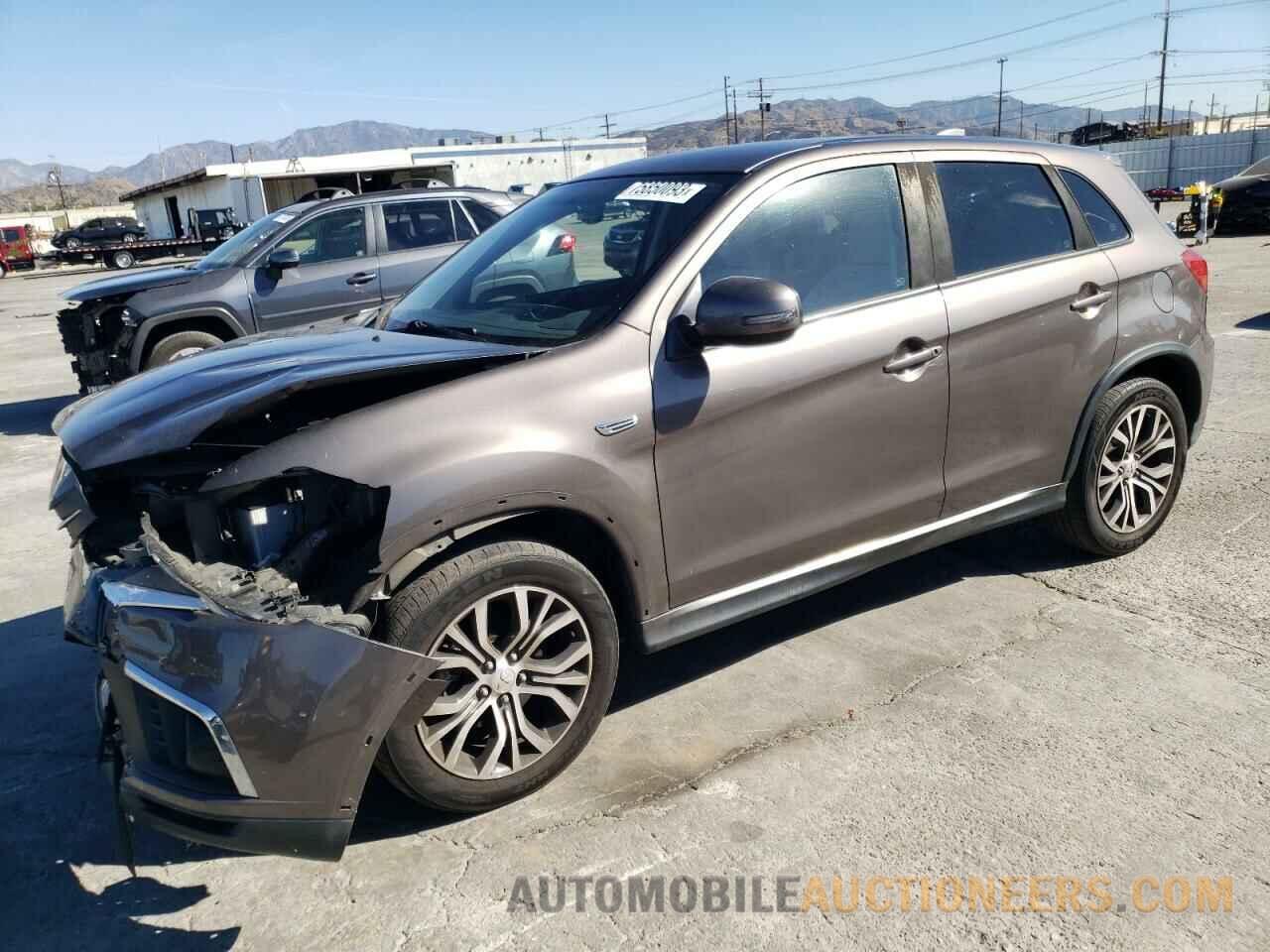 JA4AP3AU7JZ001625 MITSUBISHI OUTLANDER 2018