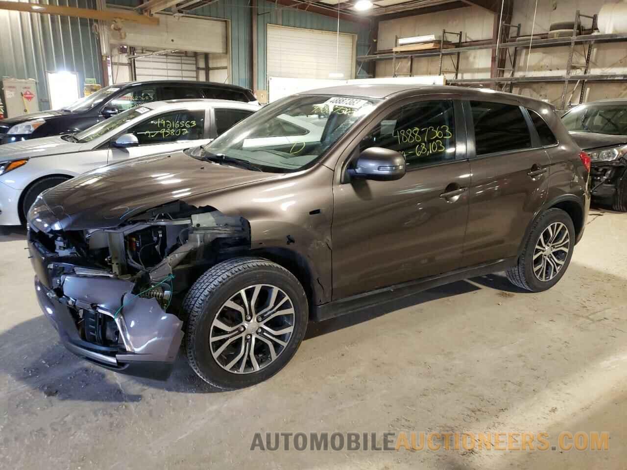 JA4AP3AU7JZ004671 MITSUBISHI OUTLANDER 2018