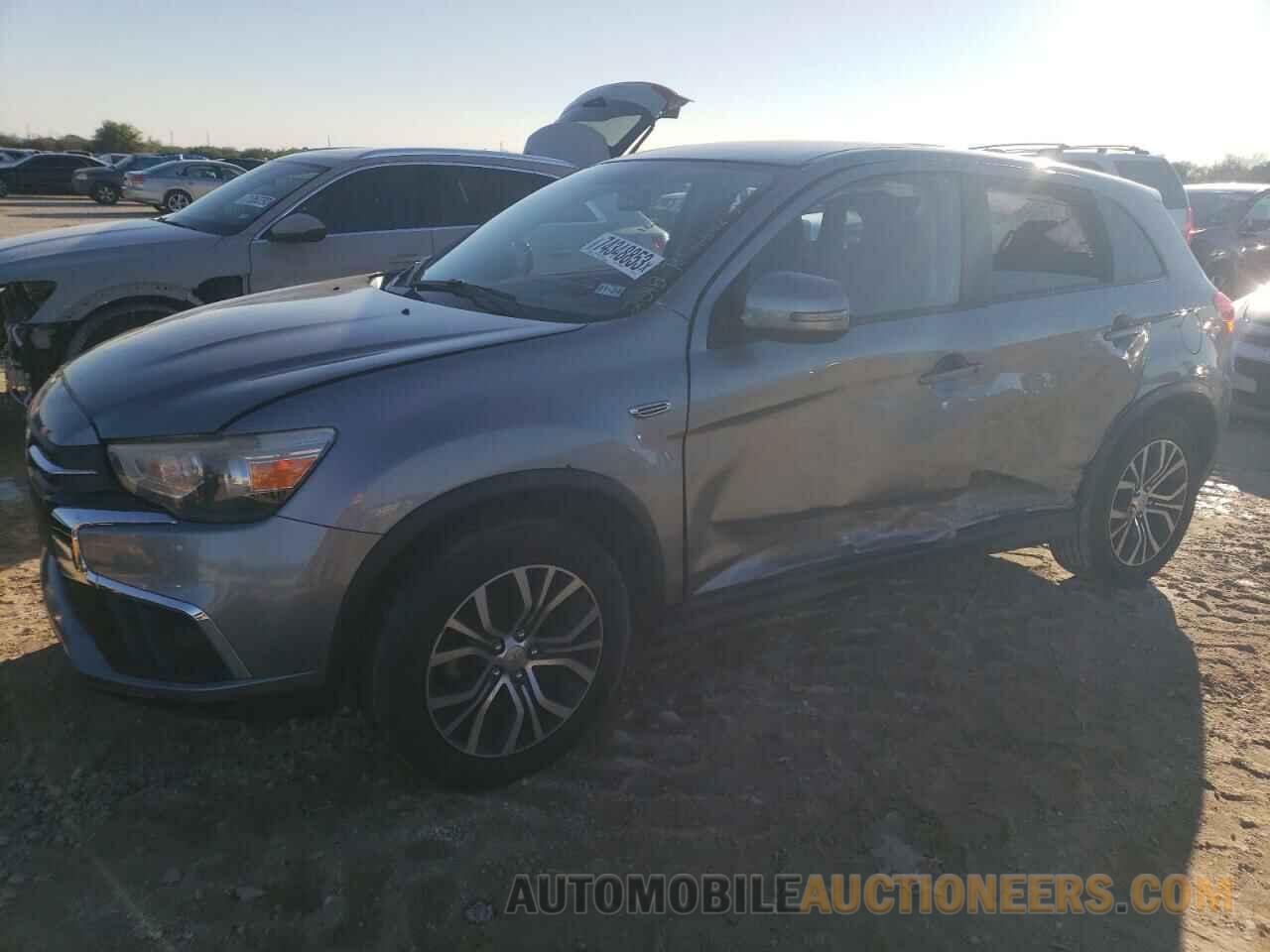 JA4AP3AU9JZ027515 MITSUBISHI OUTLANDER 2018