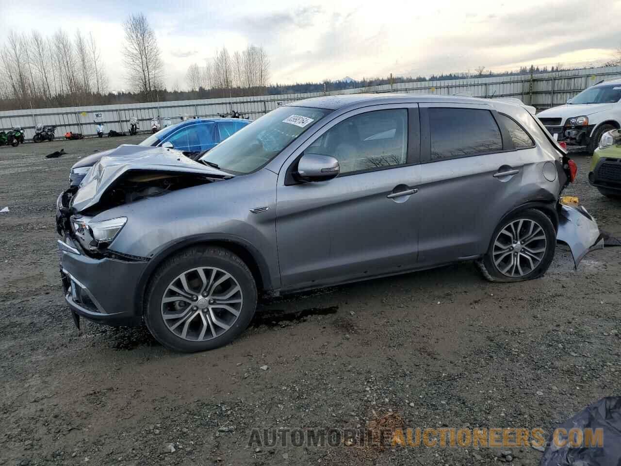 JA4AP3AW0JU026073 MITSUBISHI OUTLANDER 2018