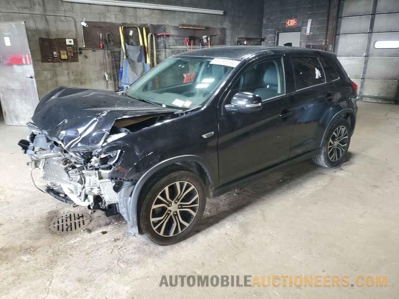 JA4AP3AW1JZ005770 MITSUBISHI OUTLANDER 2018