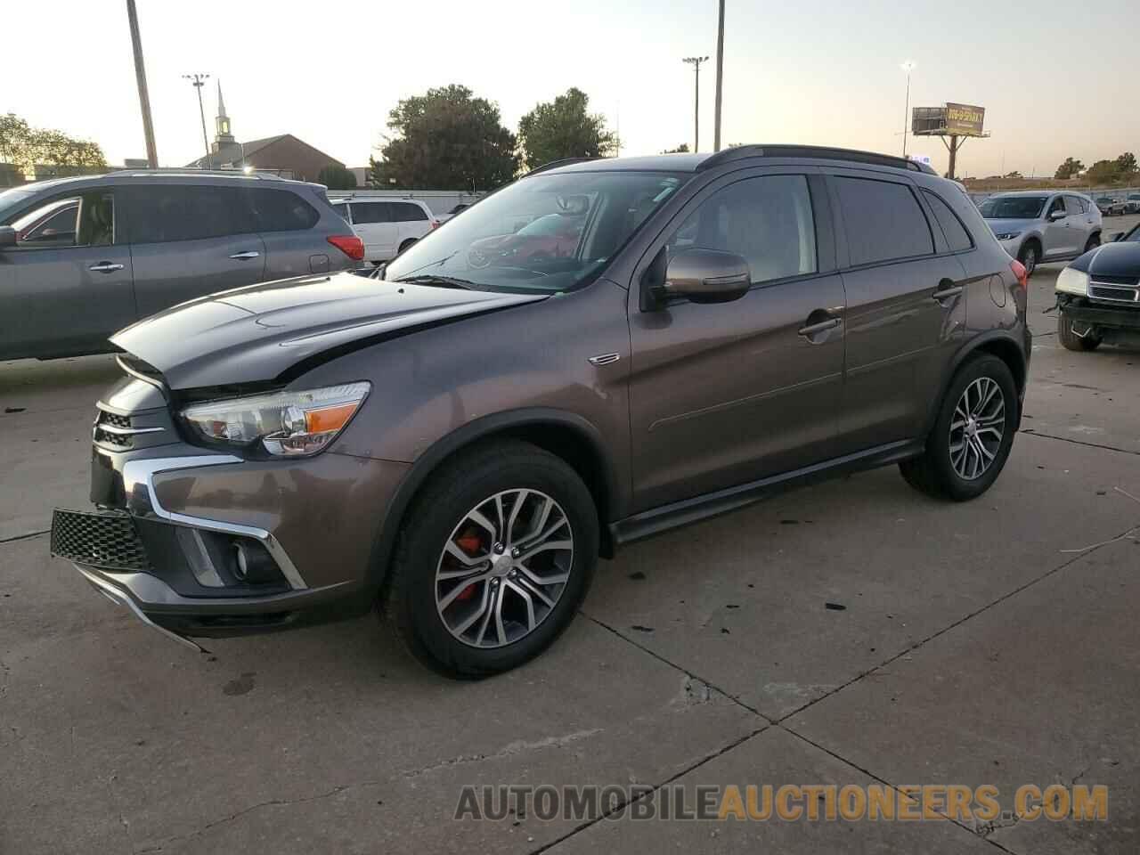 JA4AP4AW8KU005768 MITSUBISHI OUTLANDER 2019