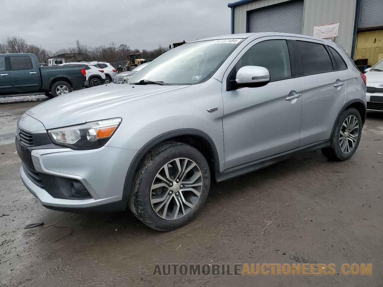 JA4AR3AU2HZ040465 MITSUBISHI OUTLANDER 2017