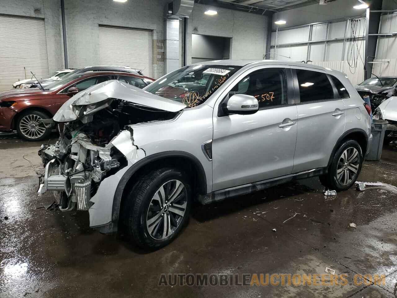 JA4AR3AU3LU001048 MITSUBISHI OUTLANDER 2020