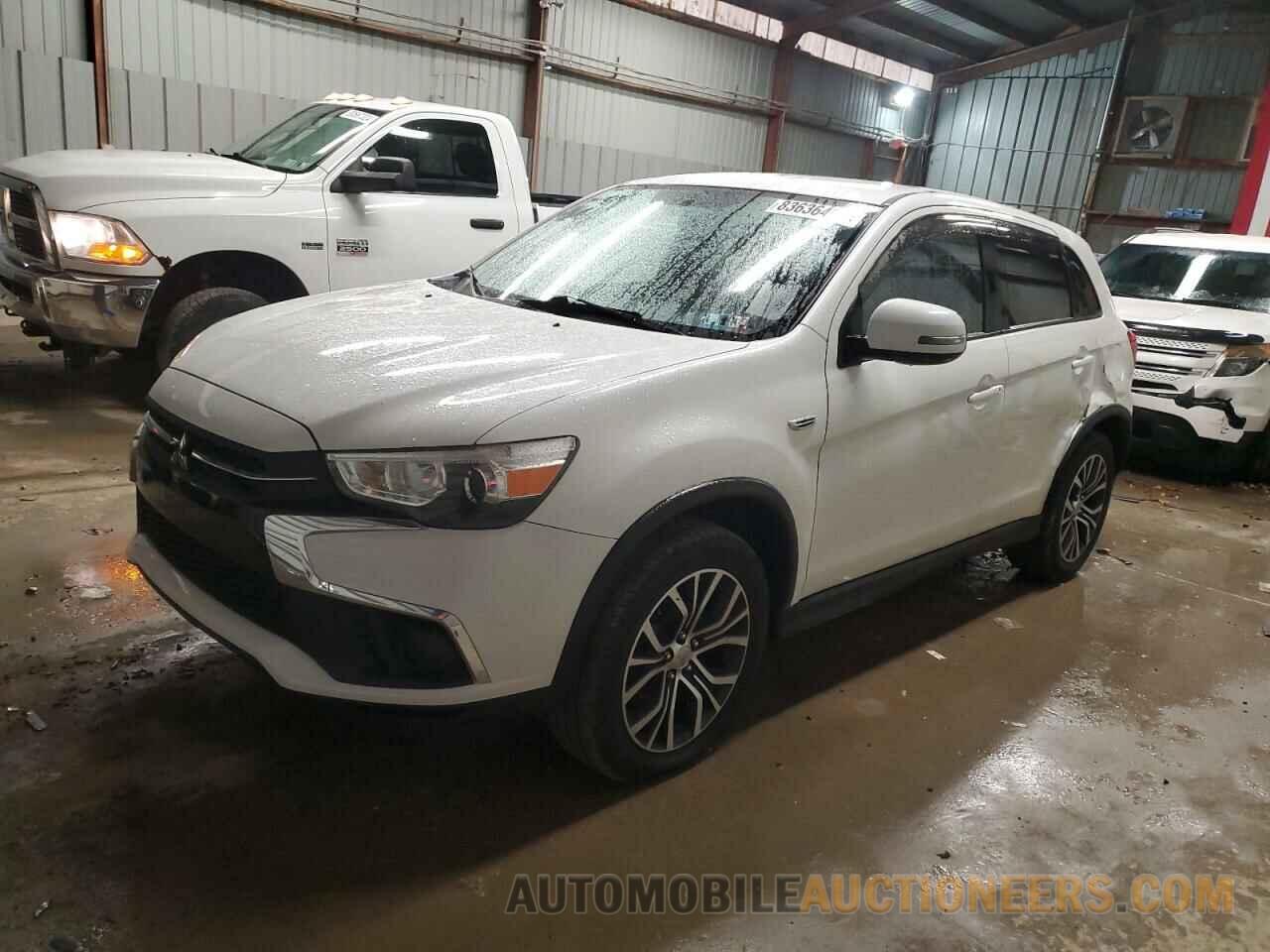 JA4AR3AU7JU016794 MITSUBISHI OUTLANDER 2018