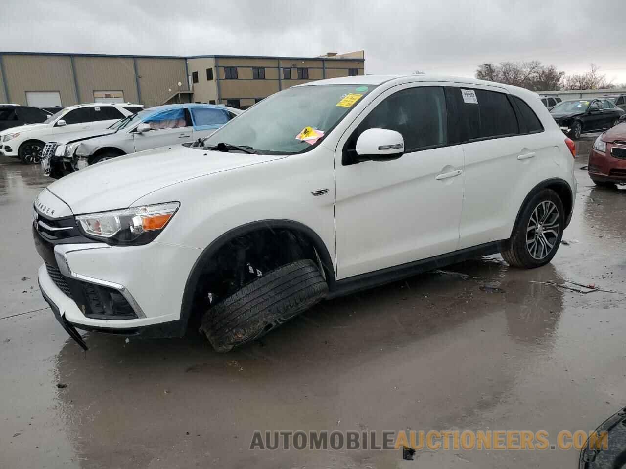 JA4AR3AU8JZ006925 MITSUBISHI OUTLANDER 2018