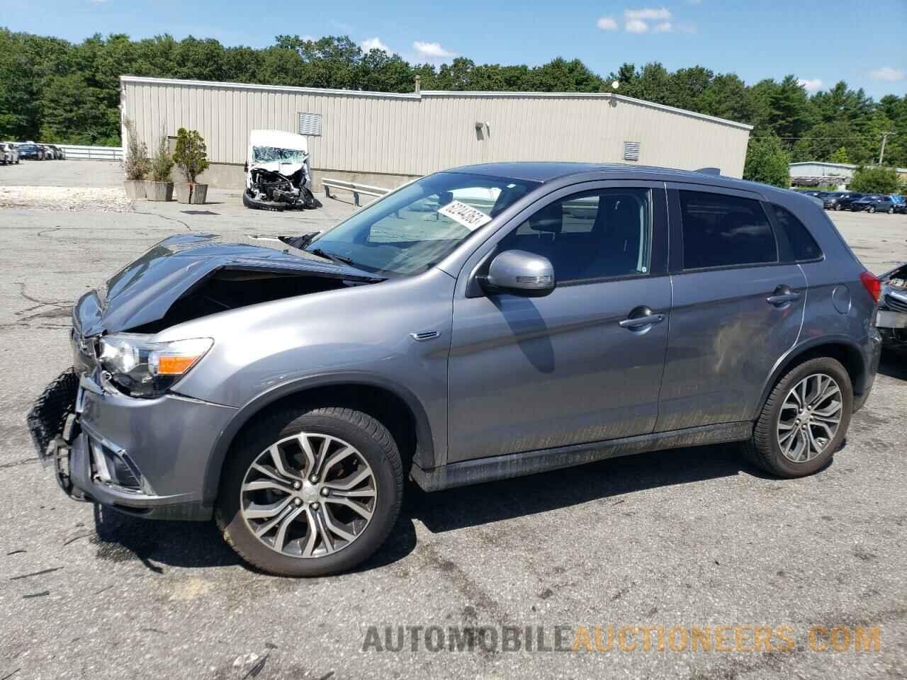 JA4AR3AW0JU001782 MITSUBISHI OUTLANDER 2018