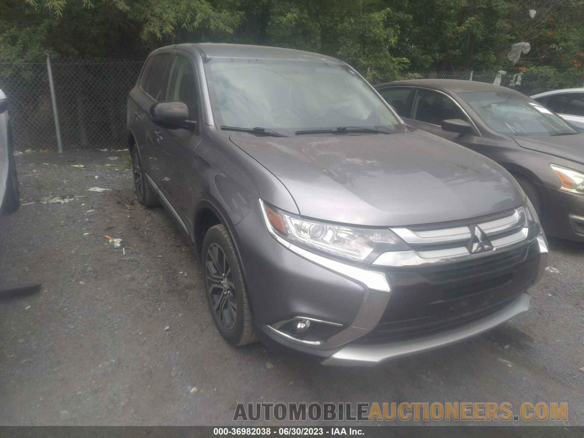 JA4AZ2A33JZ008065 MITSUBISHI OUTLANDER 2018