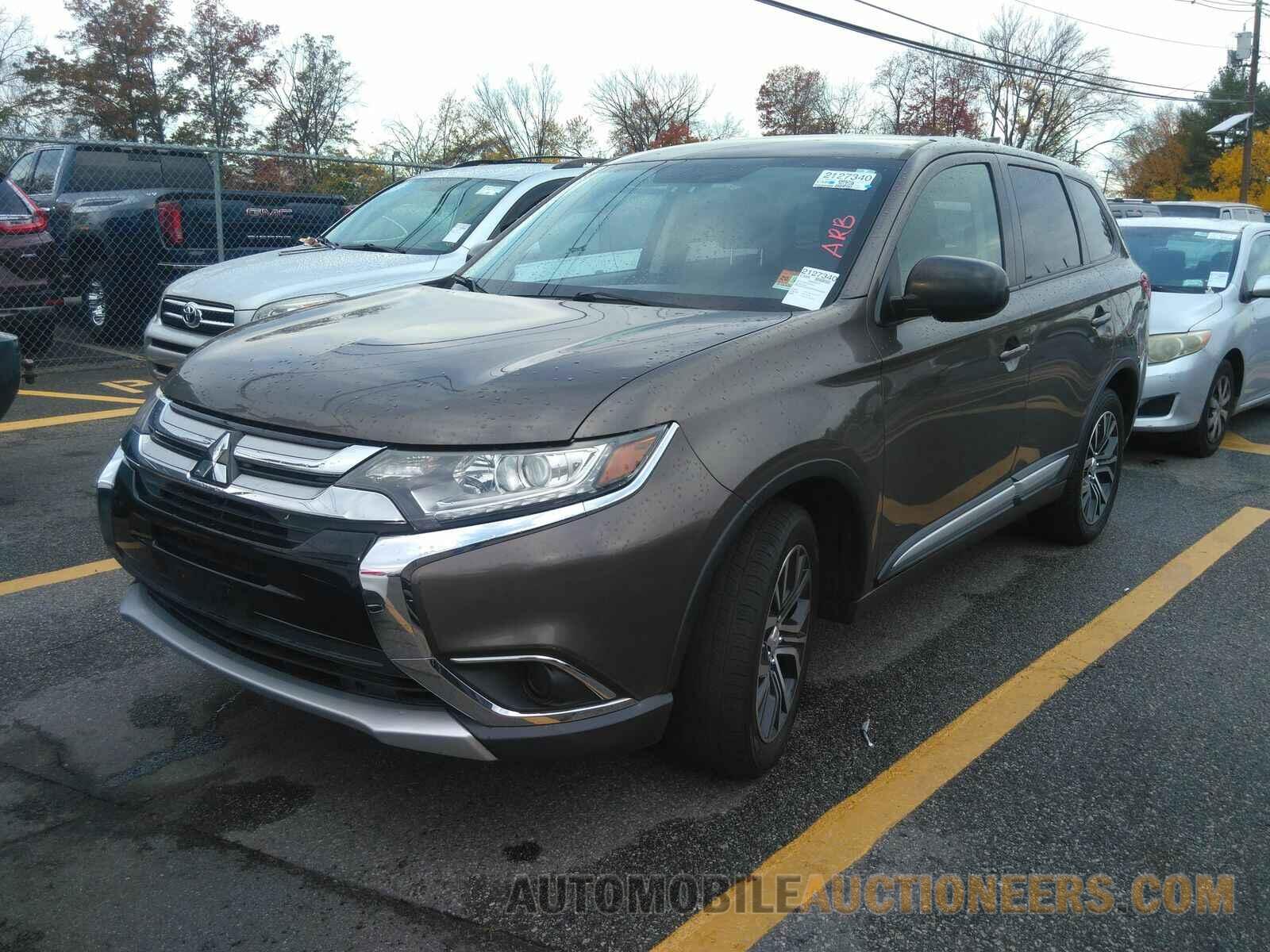 JA4AZ2A36HZ032239 Mitsubishi Outlander 2017