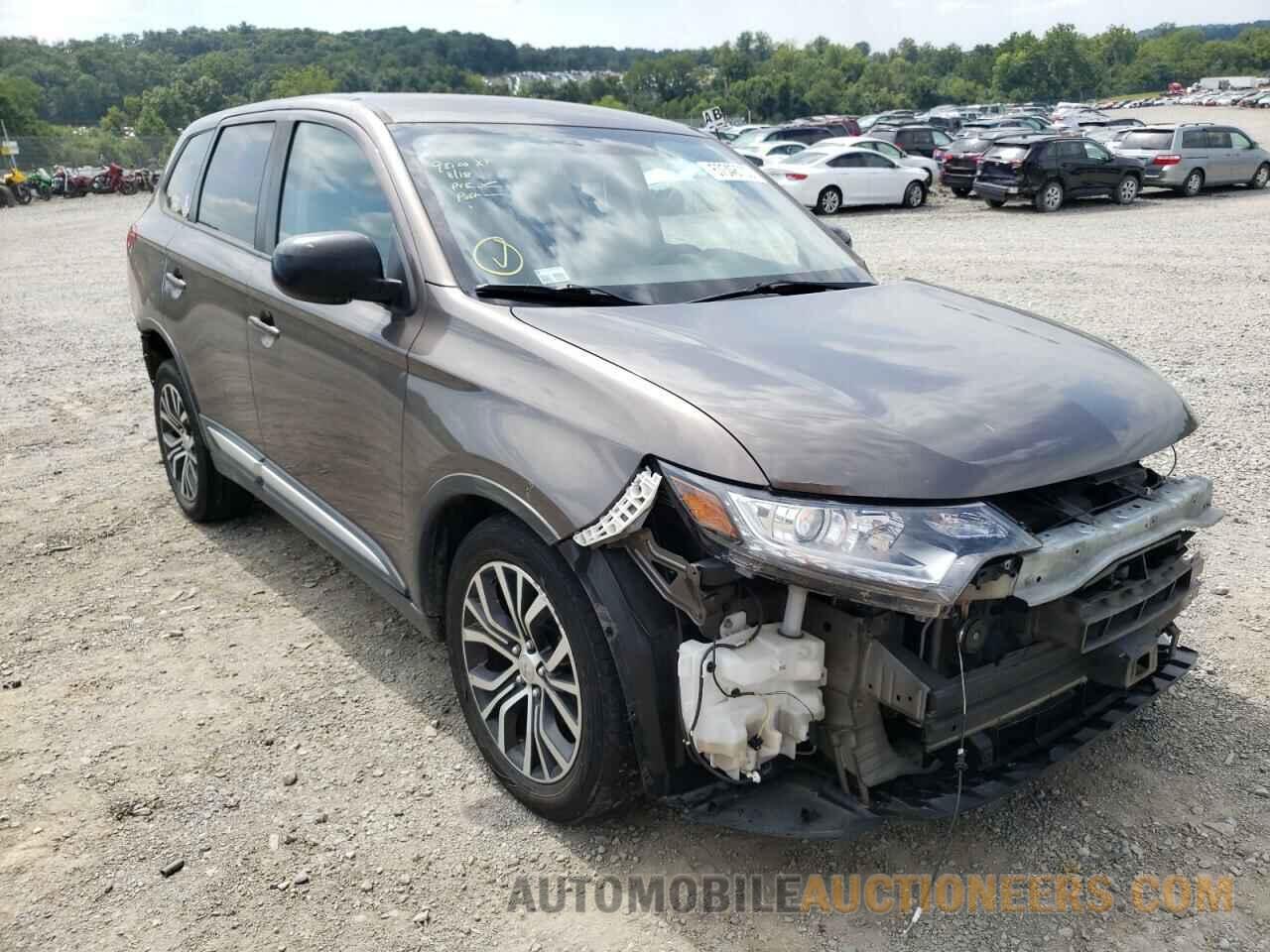 JA4AZ2A3XJZ013375 MITSUBISHI OUTLANDER 2018