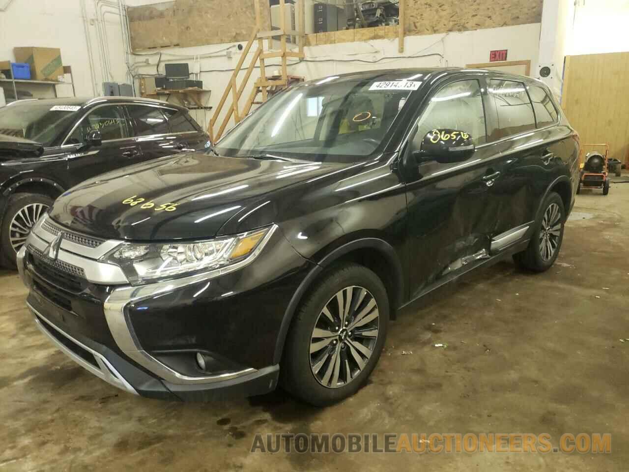 JA4AZ3A30KZ017636 MITSUBISHI OUTLANDER 2019