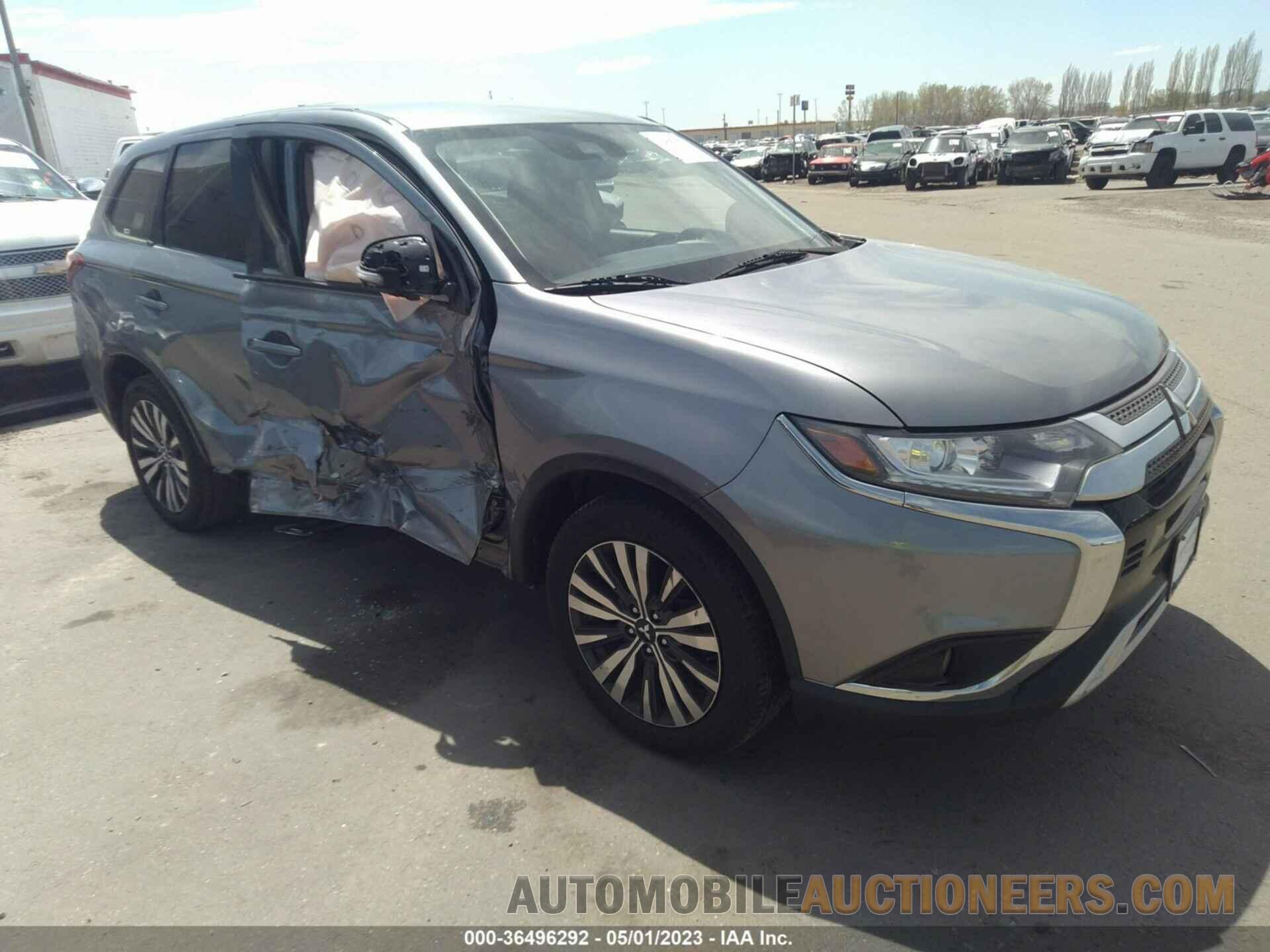 JA4AZ3A30LZ022420 MITSUBISHI OUTLANDER 2020