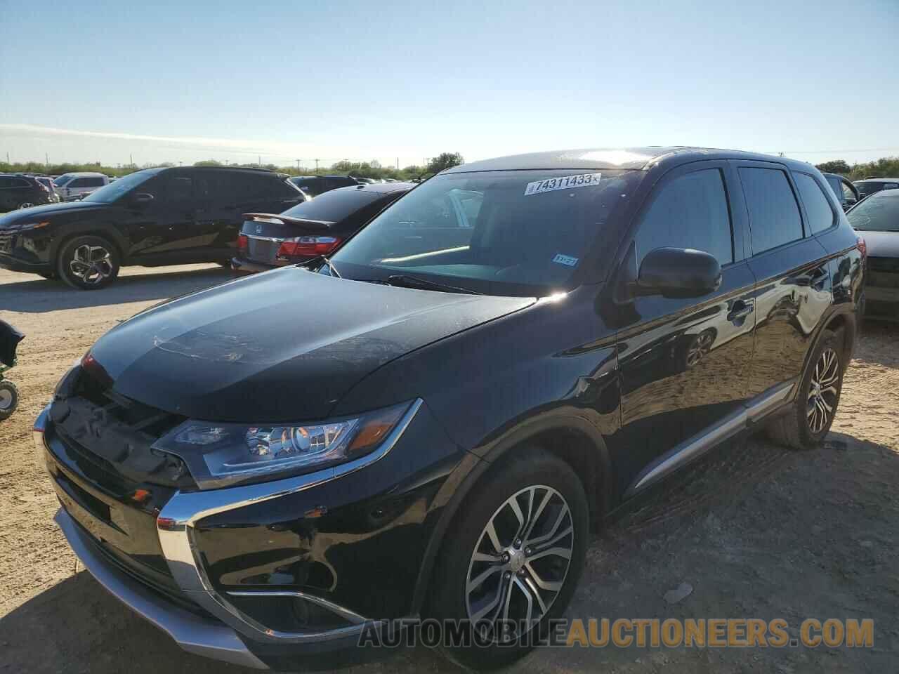 JA4AZ3A31JZ053317 MITSUBISHI OUTLANDER 2018