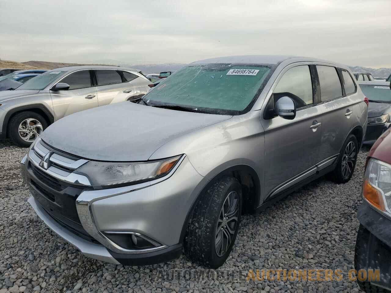 JA4AZ3A32JJ003363 MITSUBISHI OUTLANDER 2018