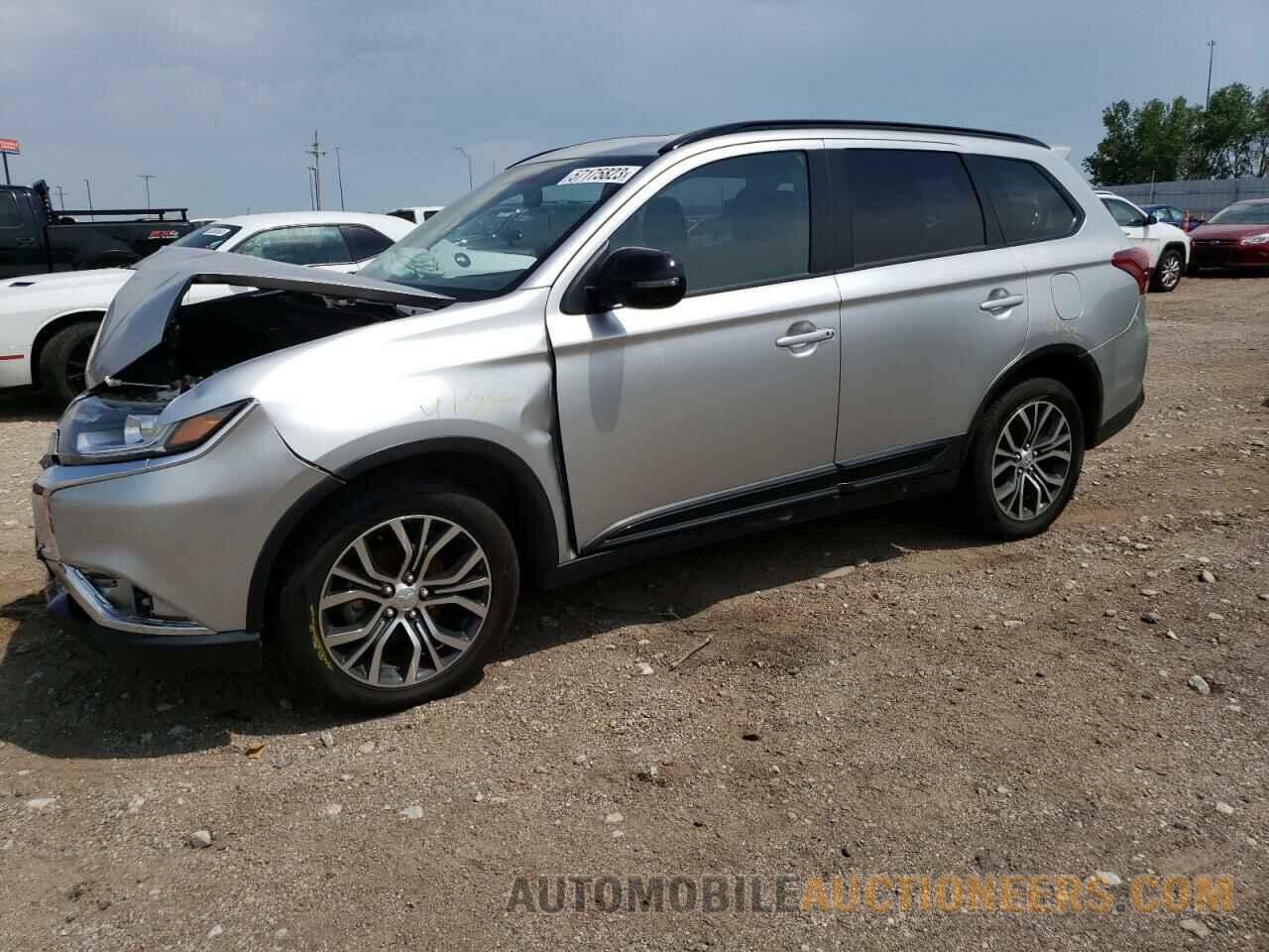 JA4AZ3A32JZ030077 MITSUBISHI OUTLANDER 2018