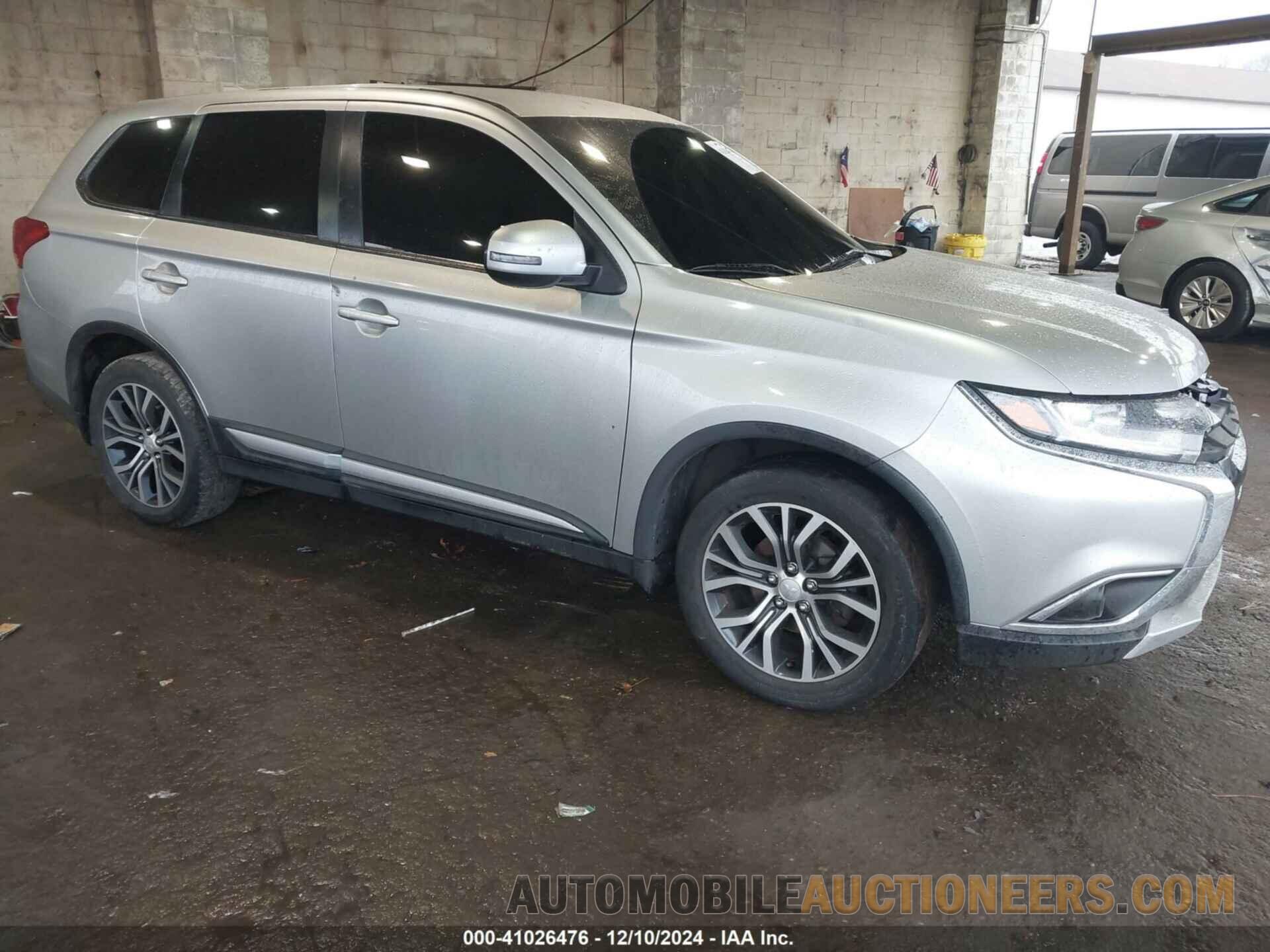 JA4AZ3A32JZ049129 MITSUBISHI OUTLANDER 2018