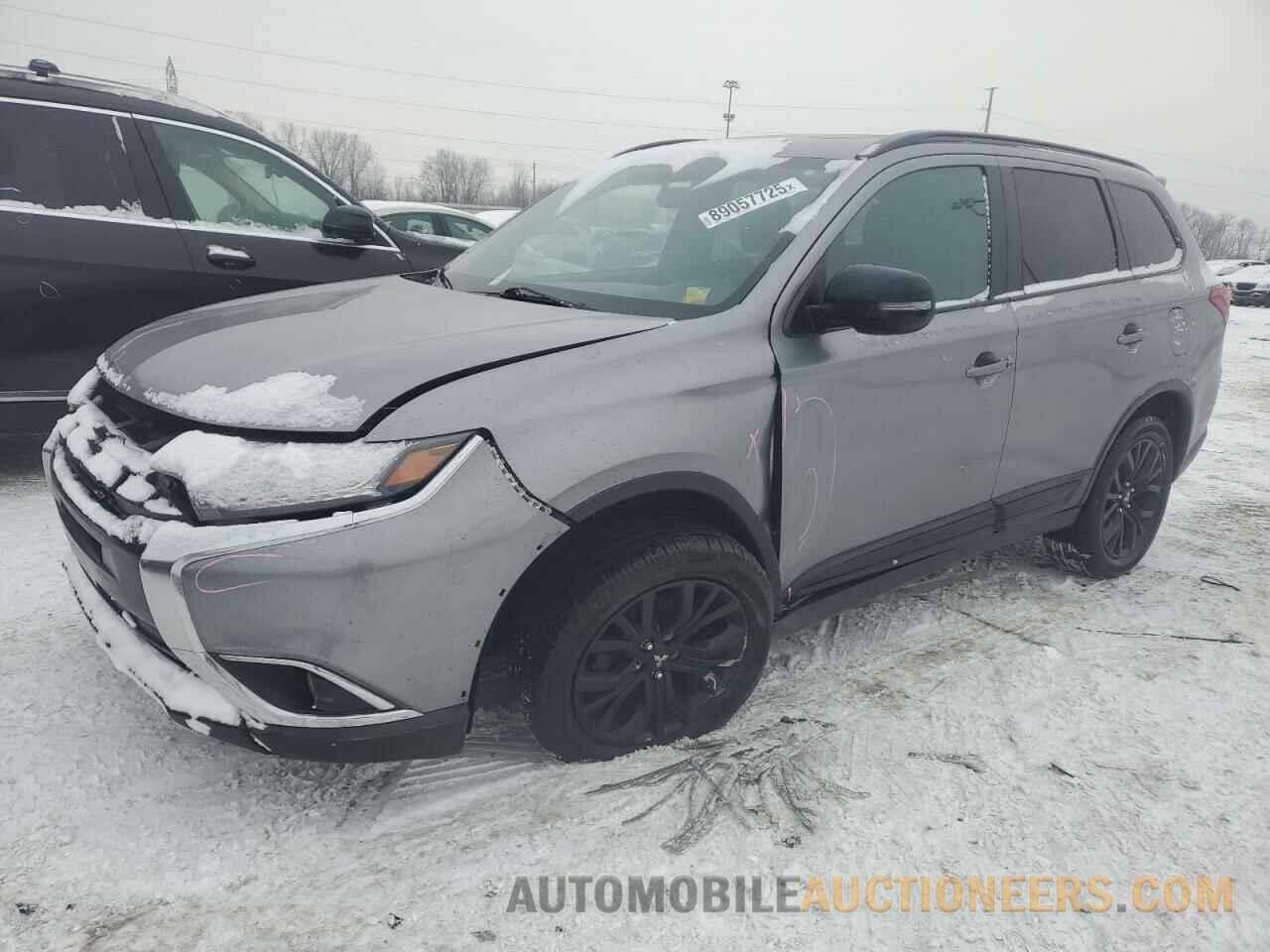 JA4AZ3A32JZ063869 MITSUBISHI OUTLANDER 2018