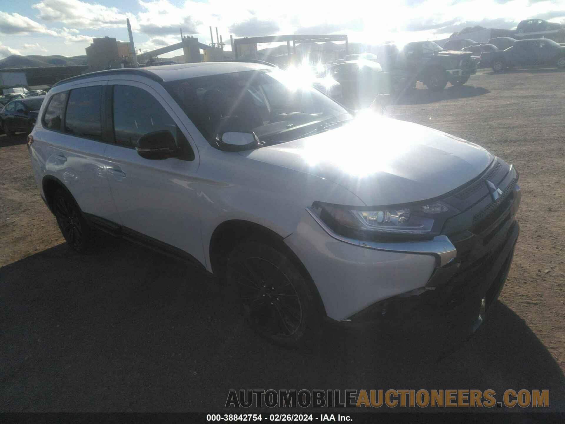 JA4AZ3A32LZ035394 MITSUBISHI OUTLANDER 2020