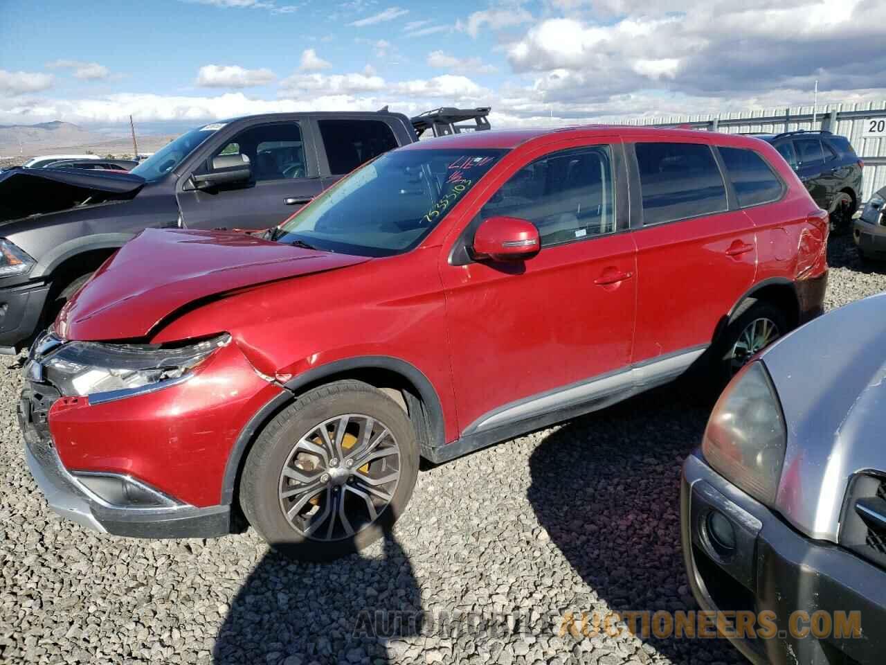 JA4AZ3A33JZ017032 MITSUBISHI OUTLANDER 2018