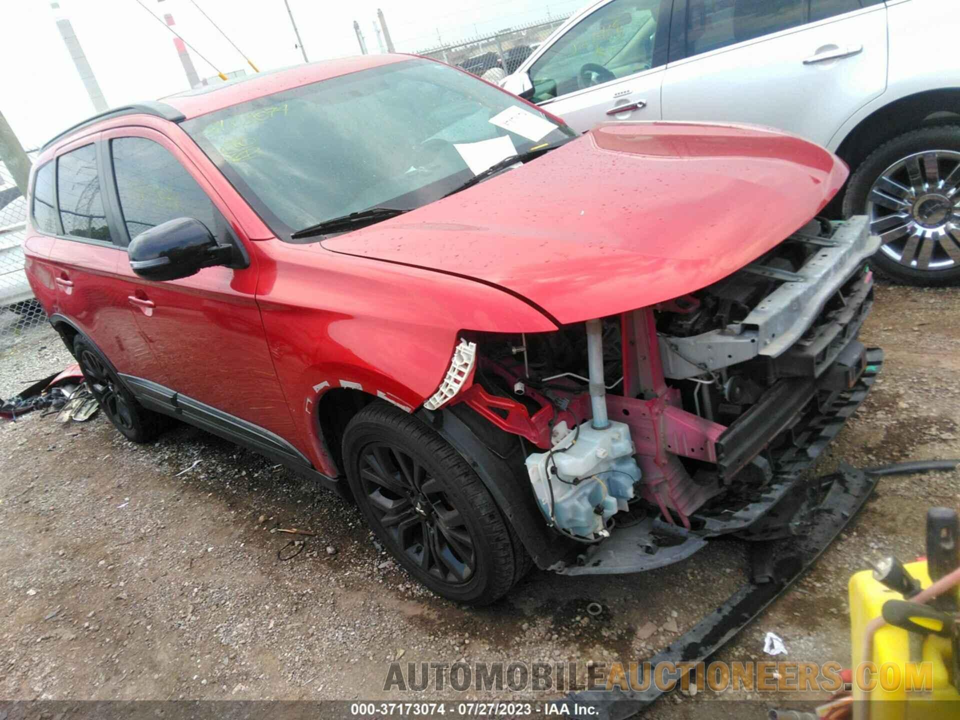 JA4AZ3A33JZ018892 MITSUBISHI OUTLANDER 2018