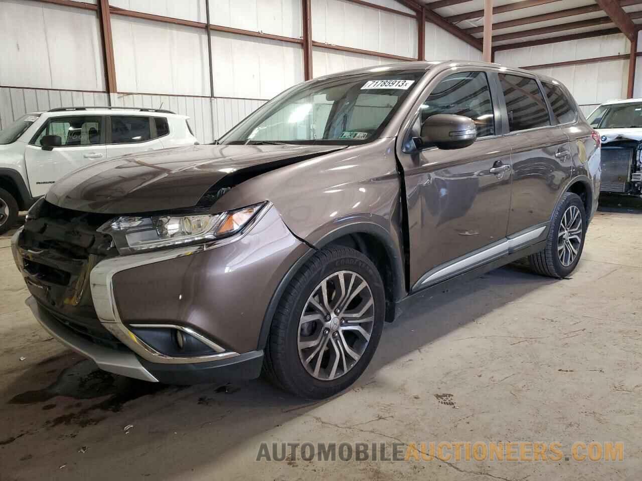 JA4AZ3A33JZ068997 MITSUBISHI OUTLANDER 2018