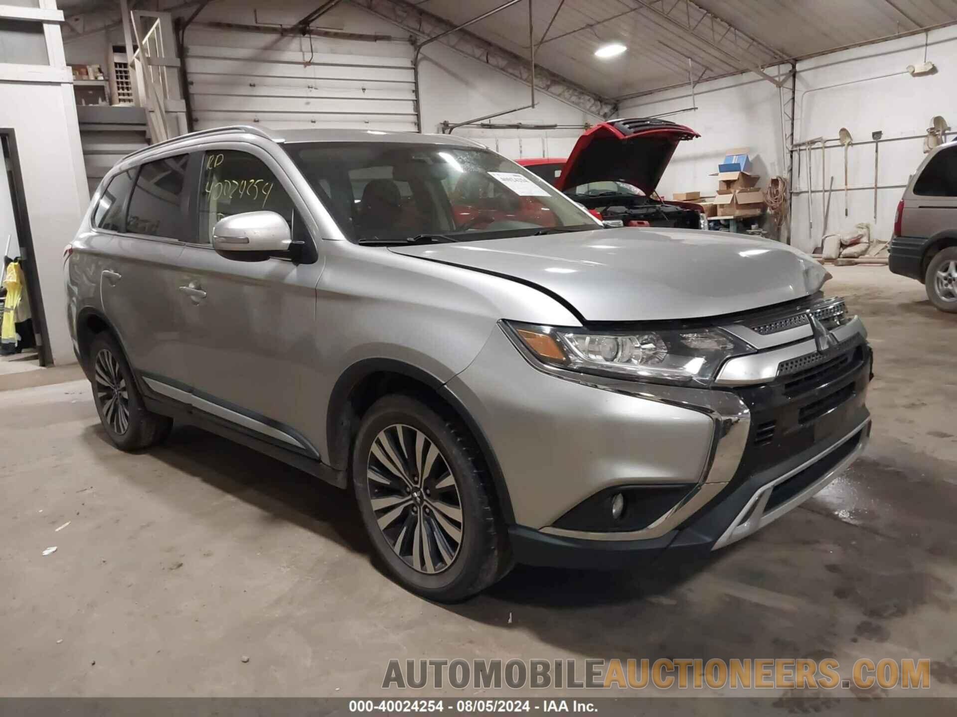 JA4AZ3A33LJ000328 MITSUBISHI OUTLANDER 2020