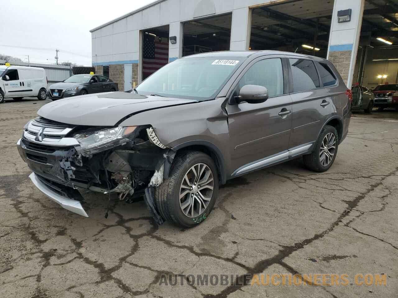 JA4AZ3A34GZ008008 MITSUBISHI OUTLANDER 2016