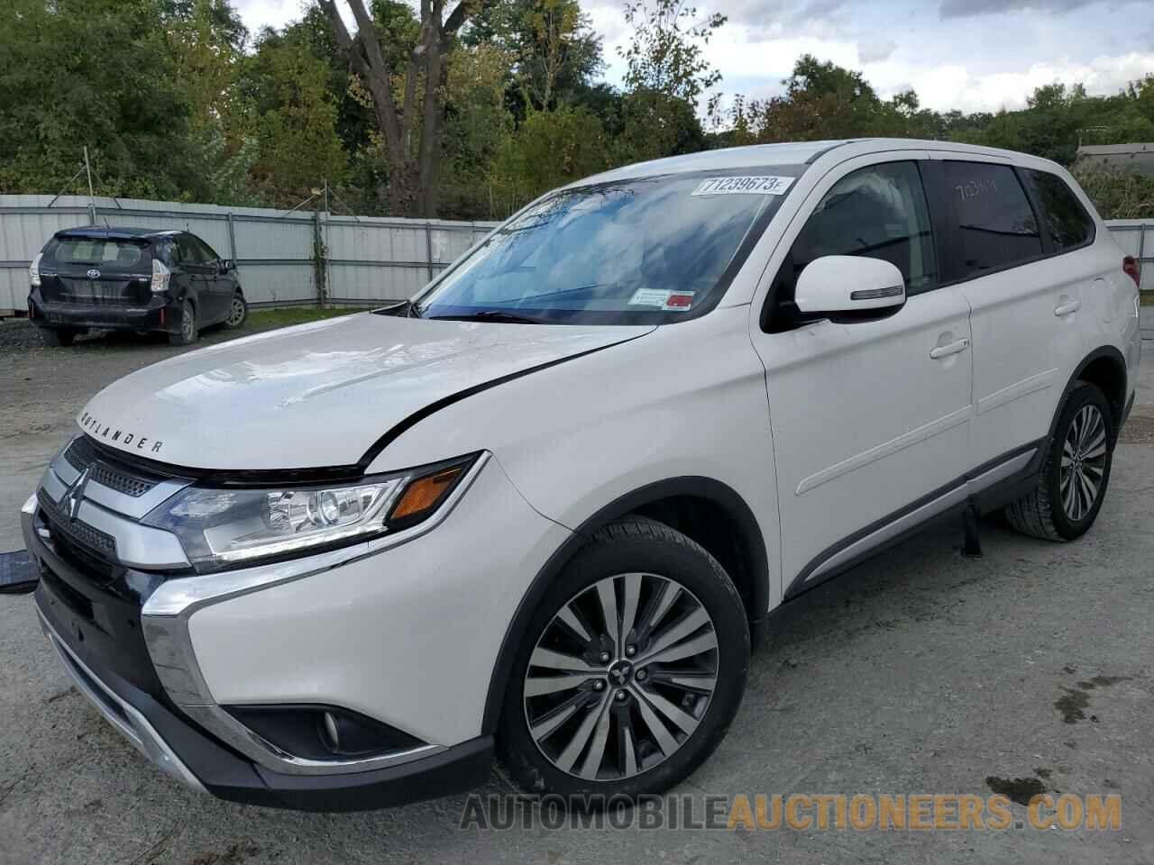 JA4AZ3A35KZ005899 MITSUBISHI OUTLANDER 2019