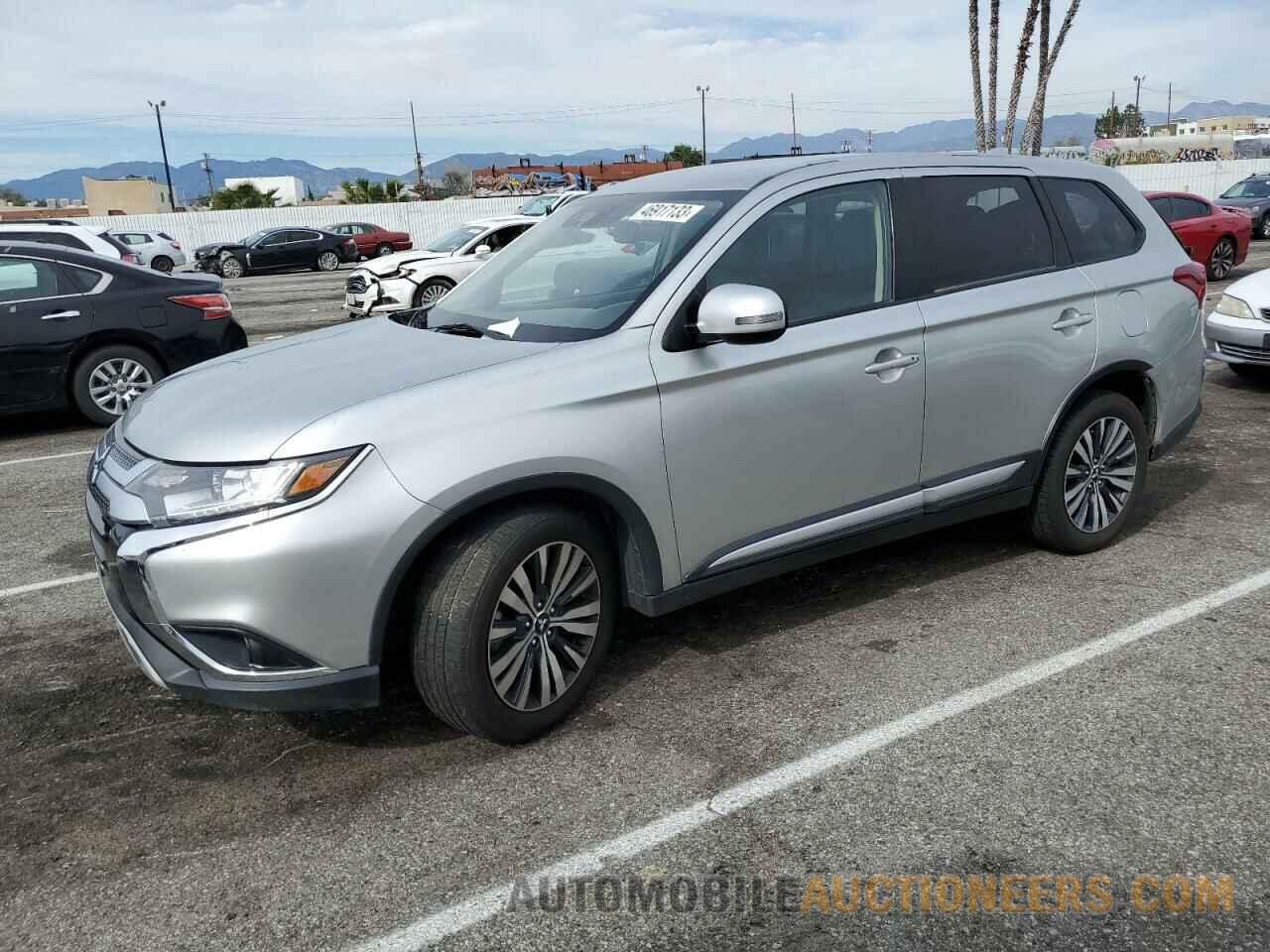 JA4AZ3A35LZ027595 MITSUBISHI OUTLANDER 2020