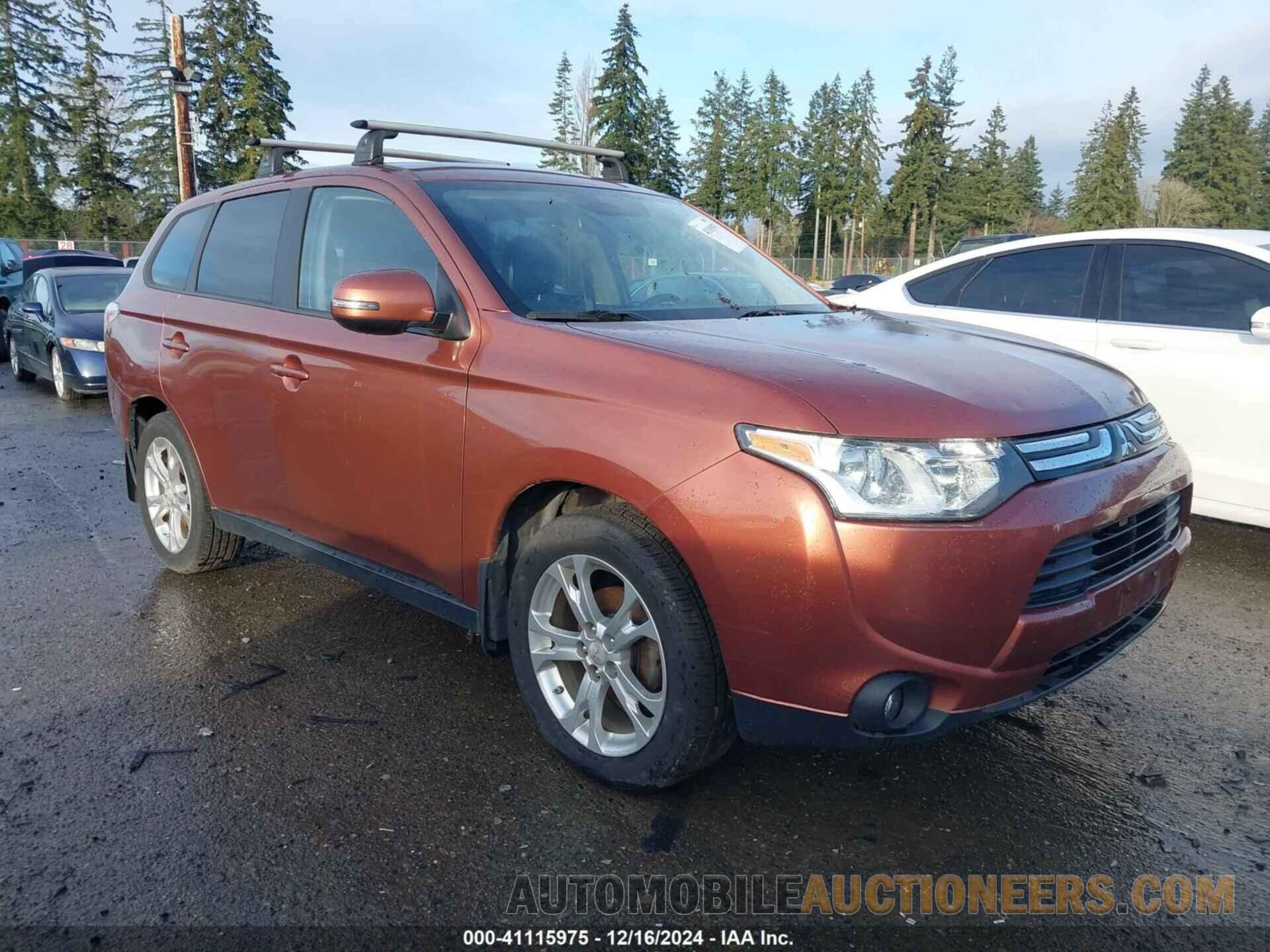 JA4AZ3A36EZ008444 MITSUBISHI OUTLANDER 2014