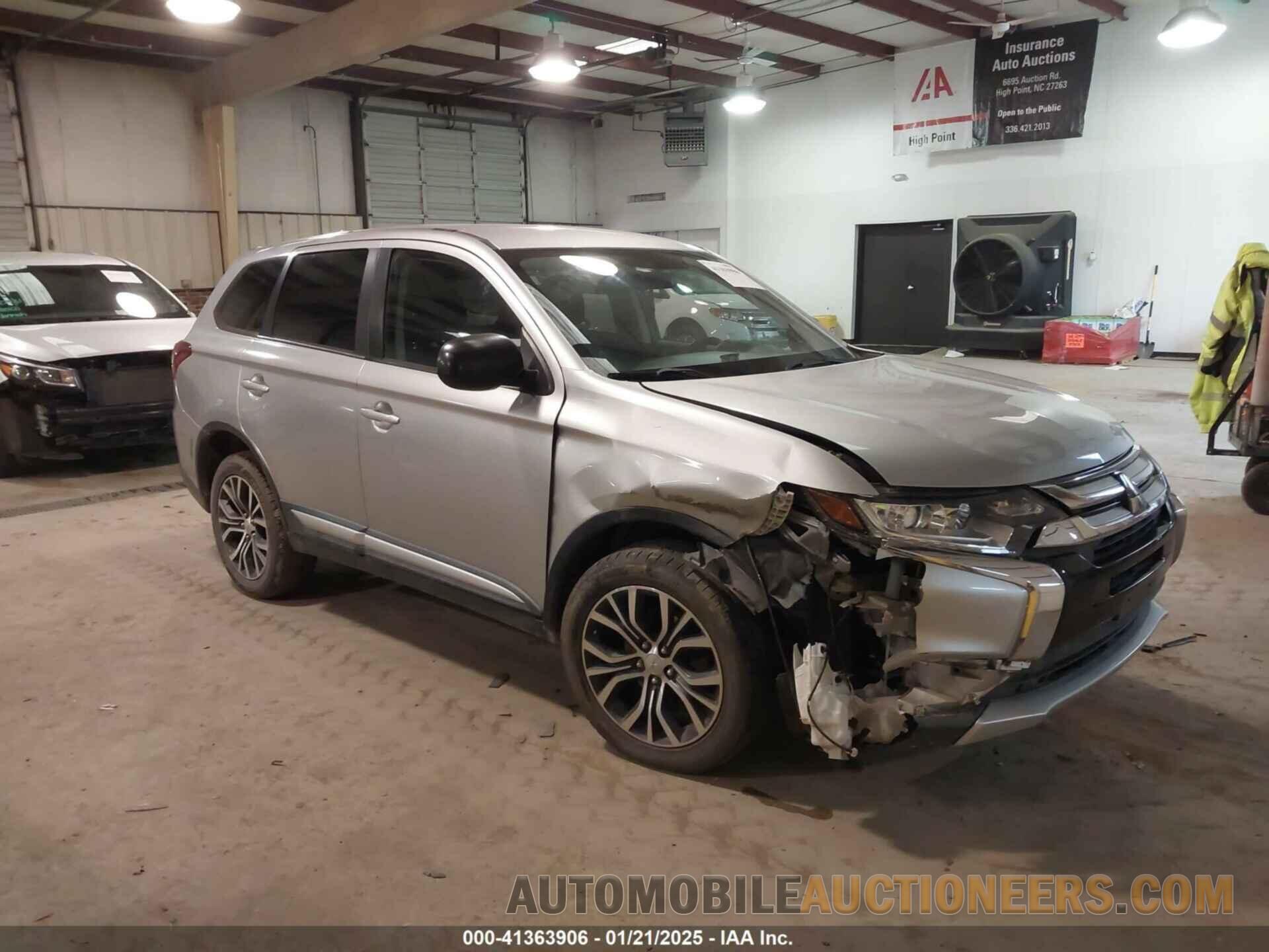 JA4AZ3A36JJ002412 MITSUBISHI OUTLANDER 2018