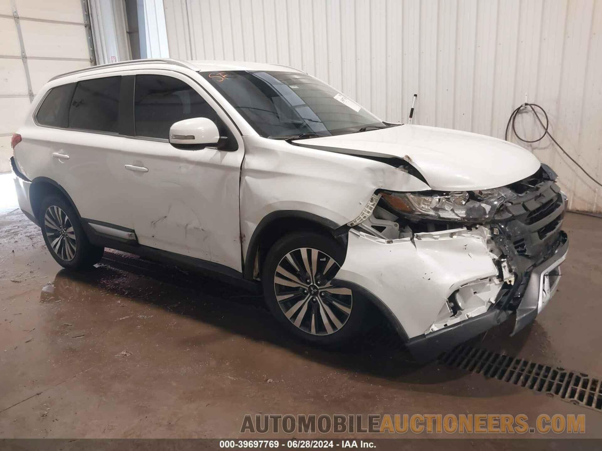 JA4AZ3A36LZ031171 MITSUBISHI OUTLANDER 2020